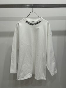 【サイズ:L】BALENCIAGA バレンシアガ　646035 TJV96 ネックロゴ長袖カットソー