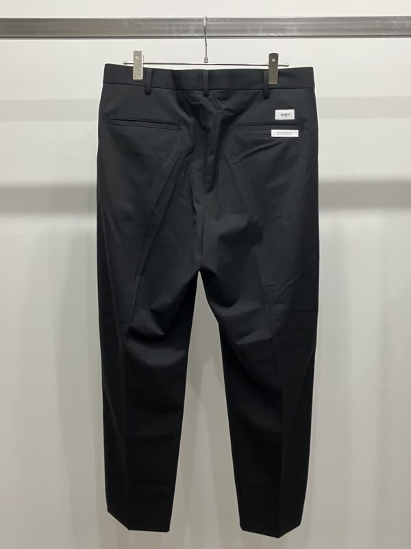 【サイズ:4】WTAPS ダブルタップス 24AW TROUSERS / WOPL. TWILL242TQDT-PTM01 2タックトラウザーズロングパンツ - 画像 (2)