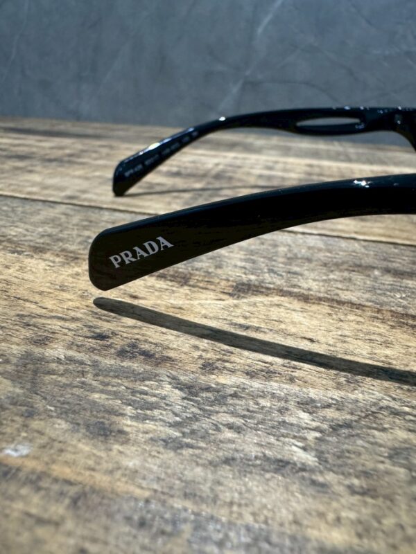 PRADA SPRA26 キャットアイサングラス - 画像 (9)