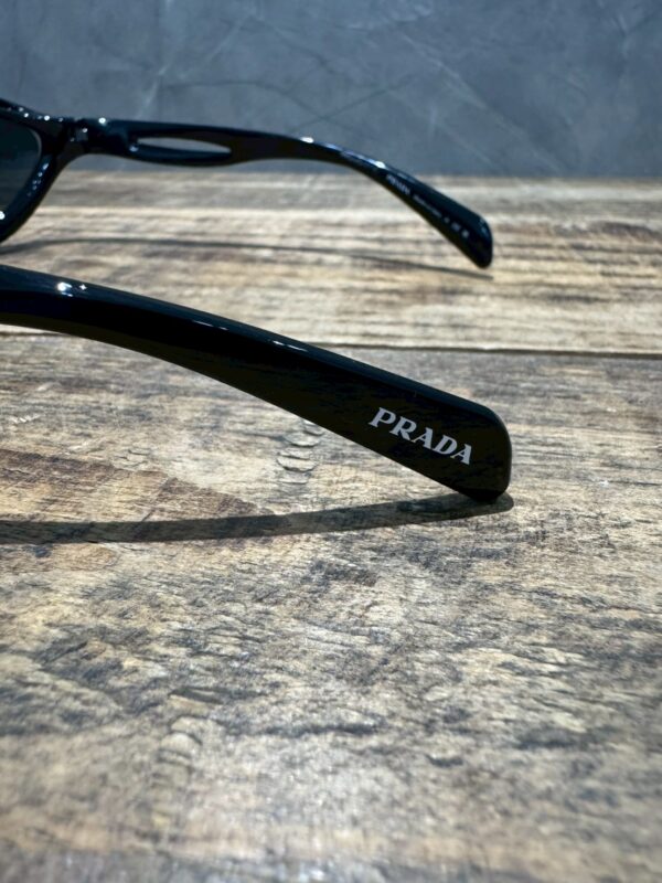 PRADA SPRA26 キャットアイサングラス - 画像 (8)