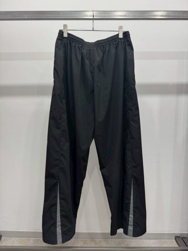 BALENCIAGA LARGE TRACKSUIT PANTS - 画像 (2)